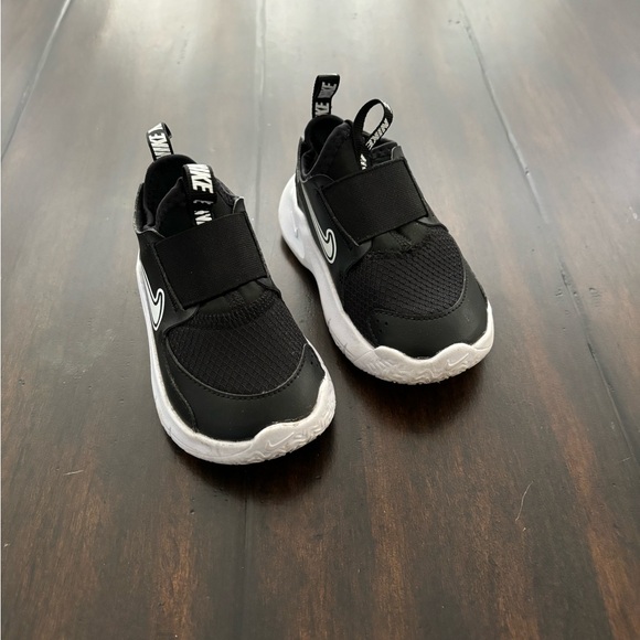 Nike 6C toddler shoes - Picture 5 of 5